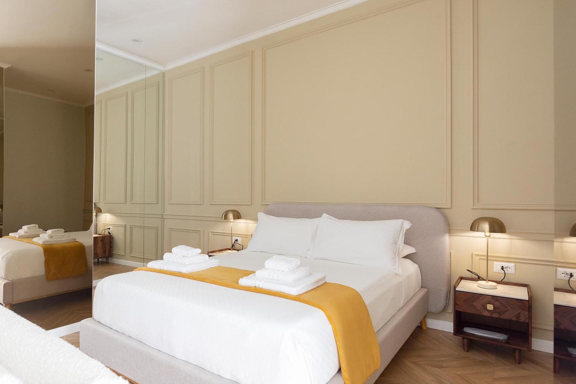 La Cle De La Maison * Napels